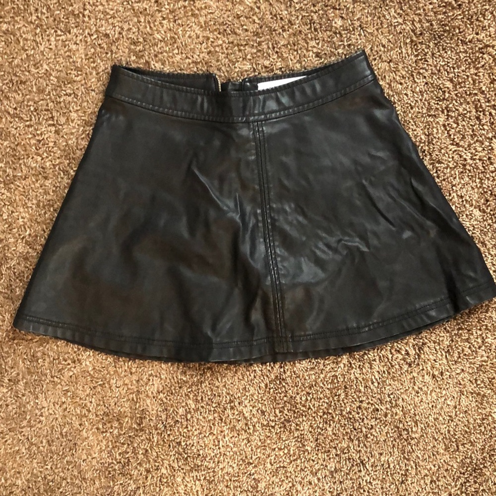 Leather skirt